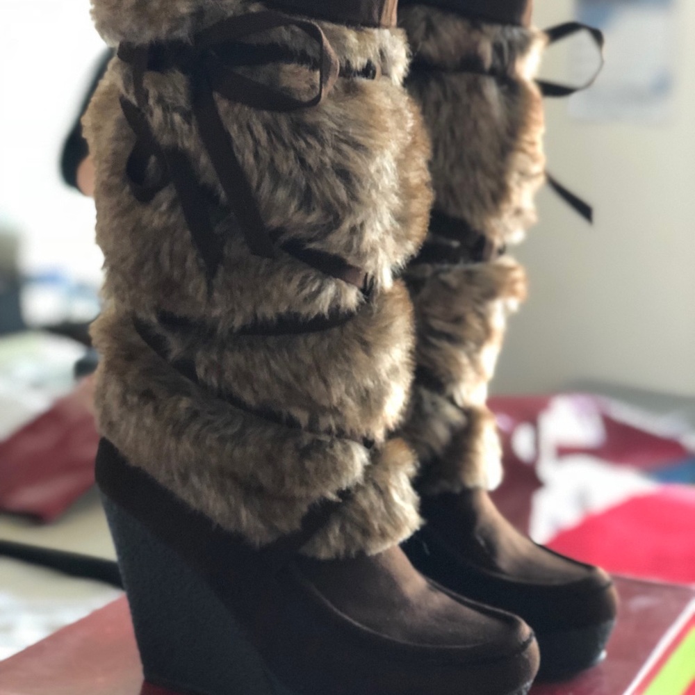 DECREE FUx fur boots